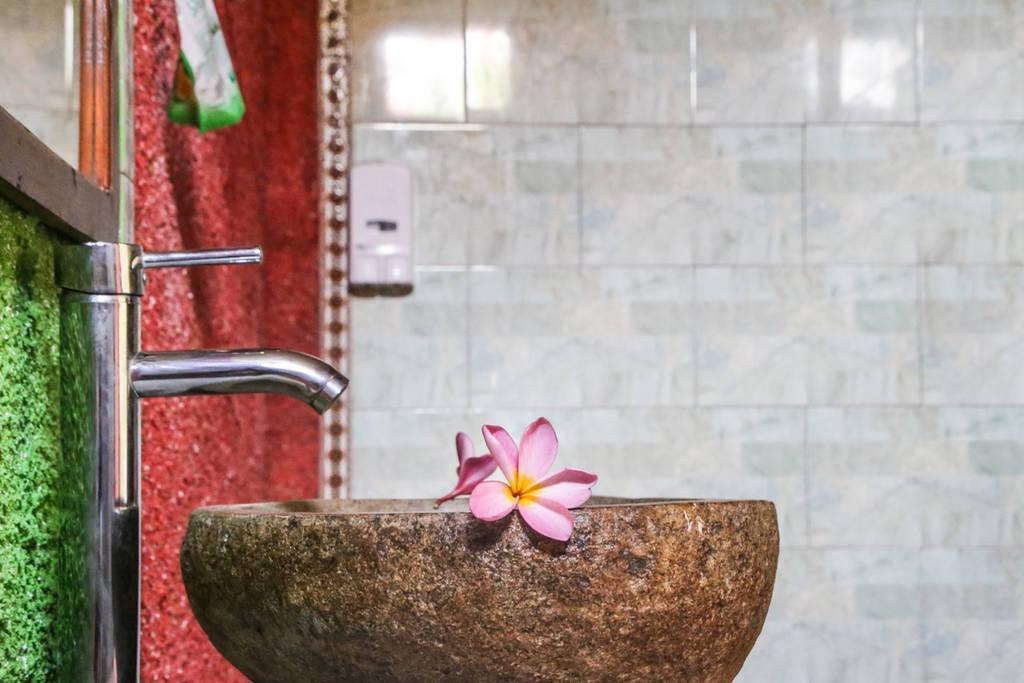 Reynold Artha Guest House Lembongan Exterior foto